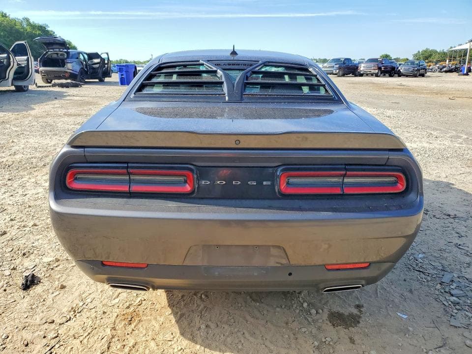 2019 DODGE CHALLENGER SXT 6