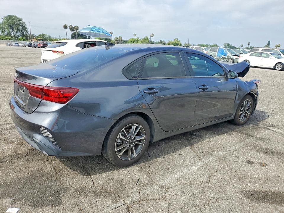 2023 KIA FORTE LXS 3