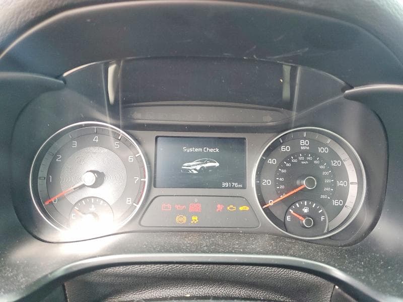 2023 KIA FORTE LXS 9