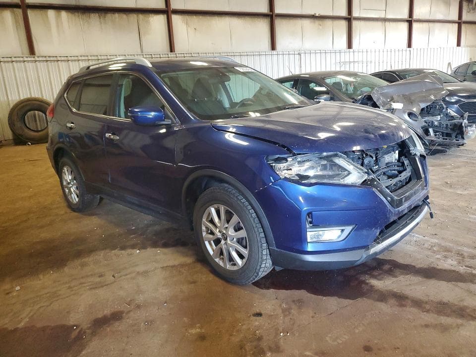 2017 NISSAN ROGUE S 4