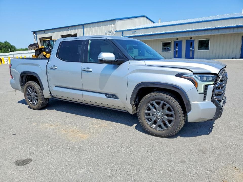 2023 TOYOTA TUNDRA PLATINUM PLATINUM 4