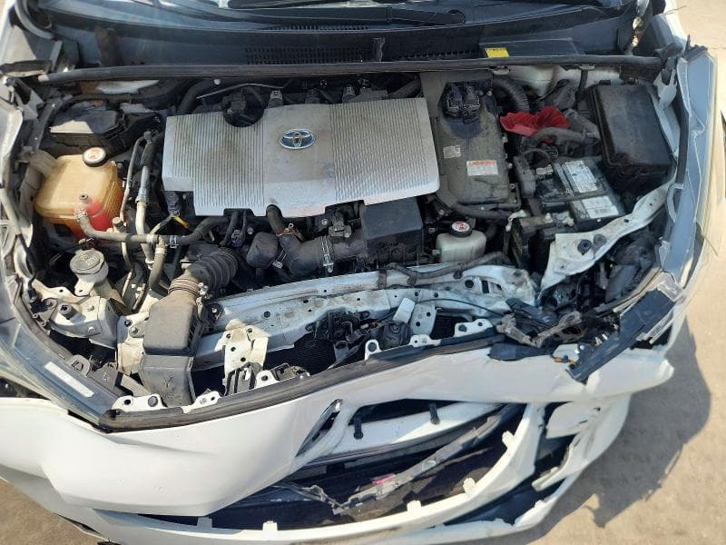 2017 TOYOTA PRIUS TWO 11