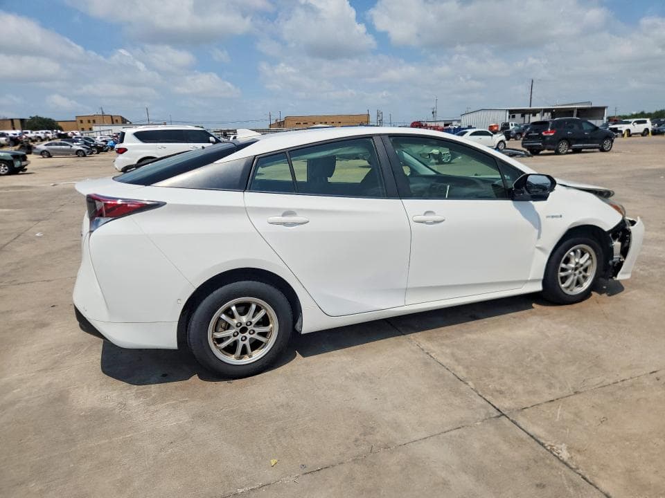 2017 TOYOTA PRIUS TWO 3