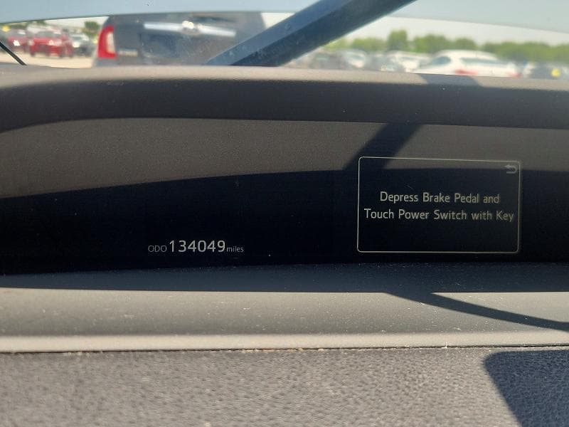 2017 TOYOTA PRIUS TWO 9