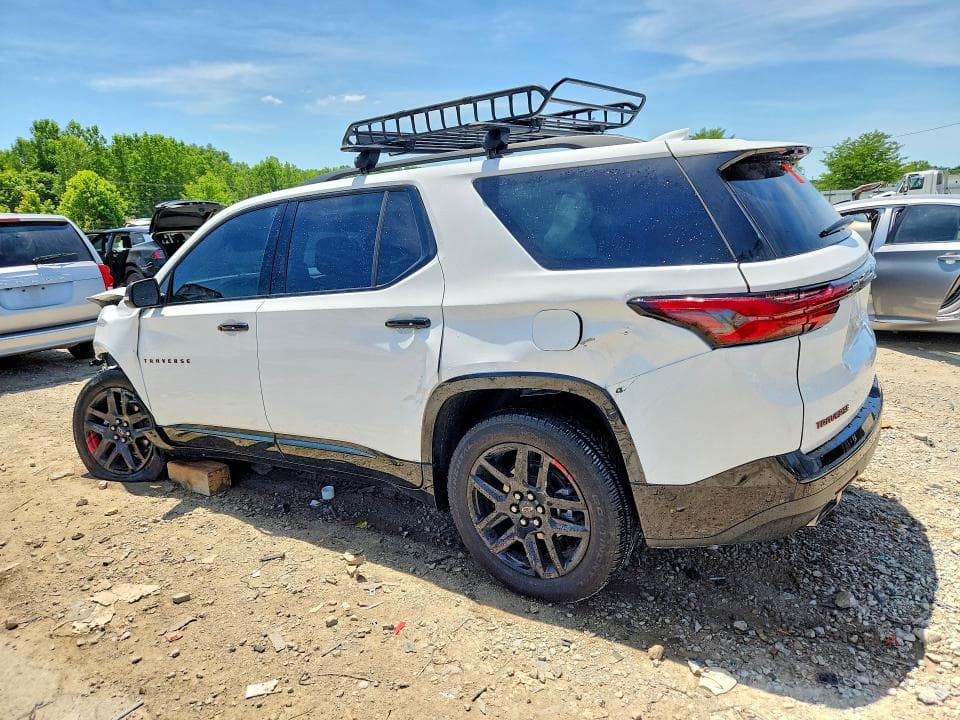2023 CHEVROLET TRAVERSE PREMIER 2