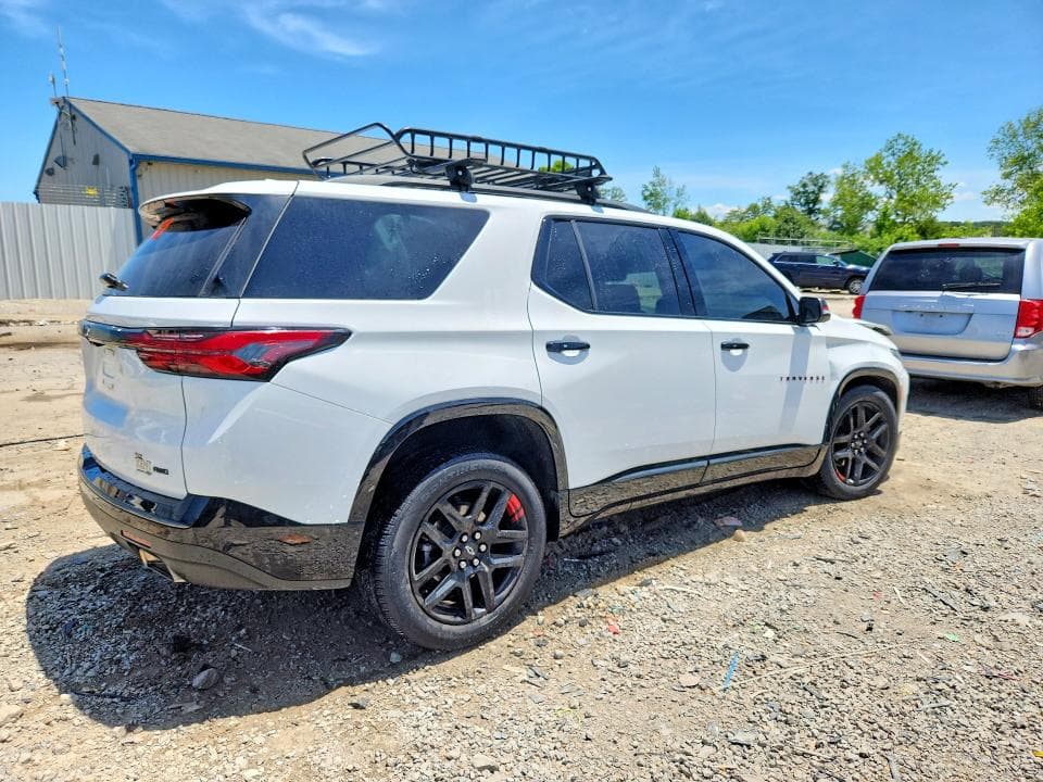 2023 CHEVROLET TRAVERSE PREMIER 3