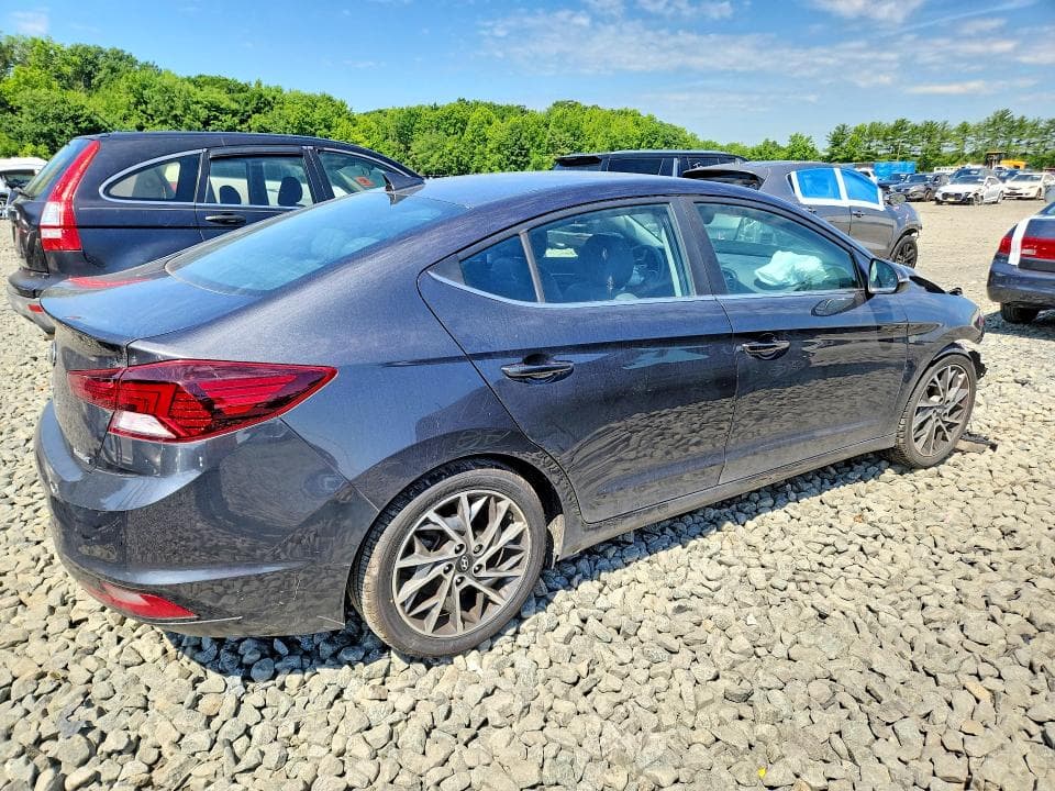 2020 HYUNDAI ELANTRA LIMITED 3