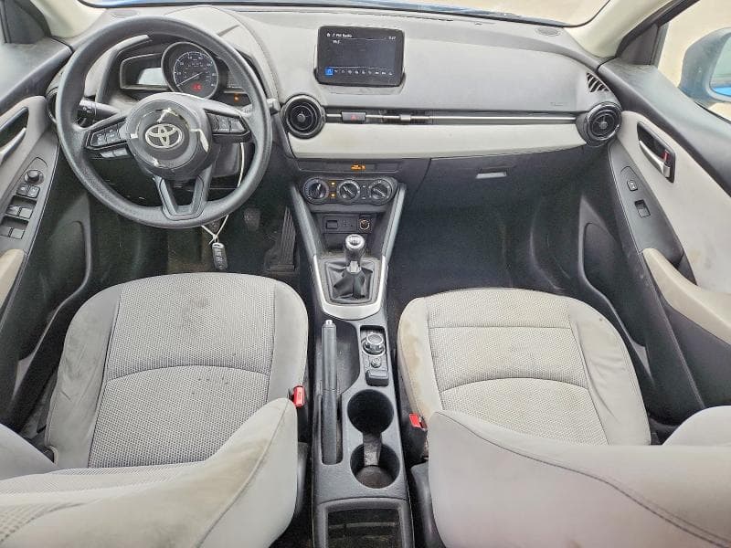 2019 TOYOTA YARIS L 8