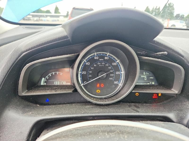 2019 TOYOTA YARIS L 9