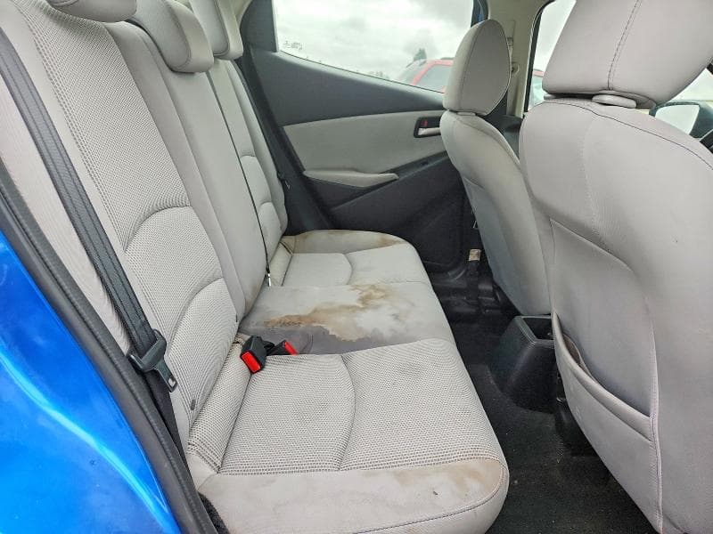 2019 TOYOTA YARIS L 10