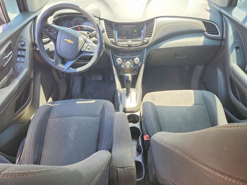 2020 CHEVROLET TRAX LS 8