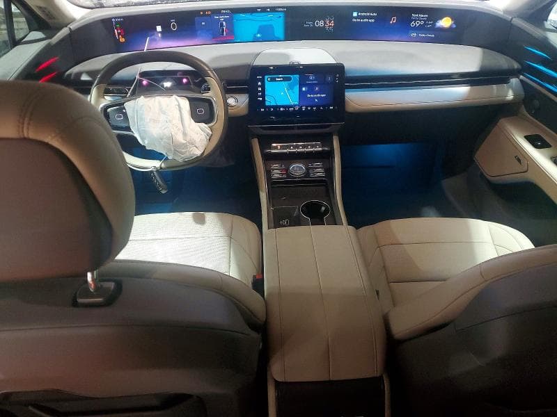 2024 LINCOLN NAUTILUS PREMIERE 8
