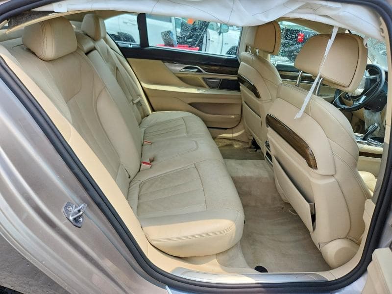 2016 BMW 740 I 10