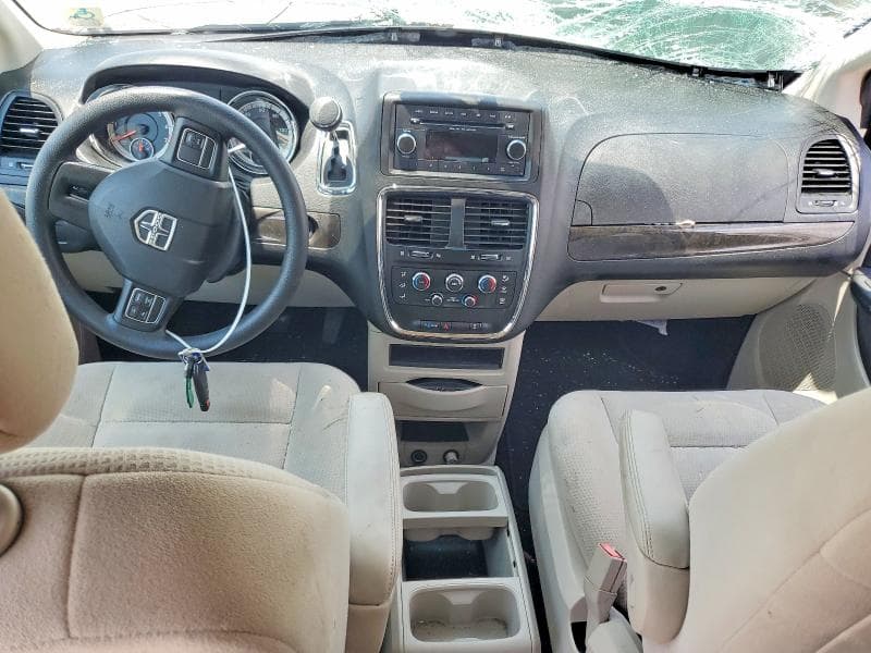 2016 DODGE GRAND CARAVAN SE 8