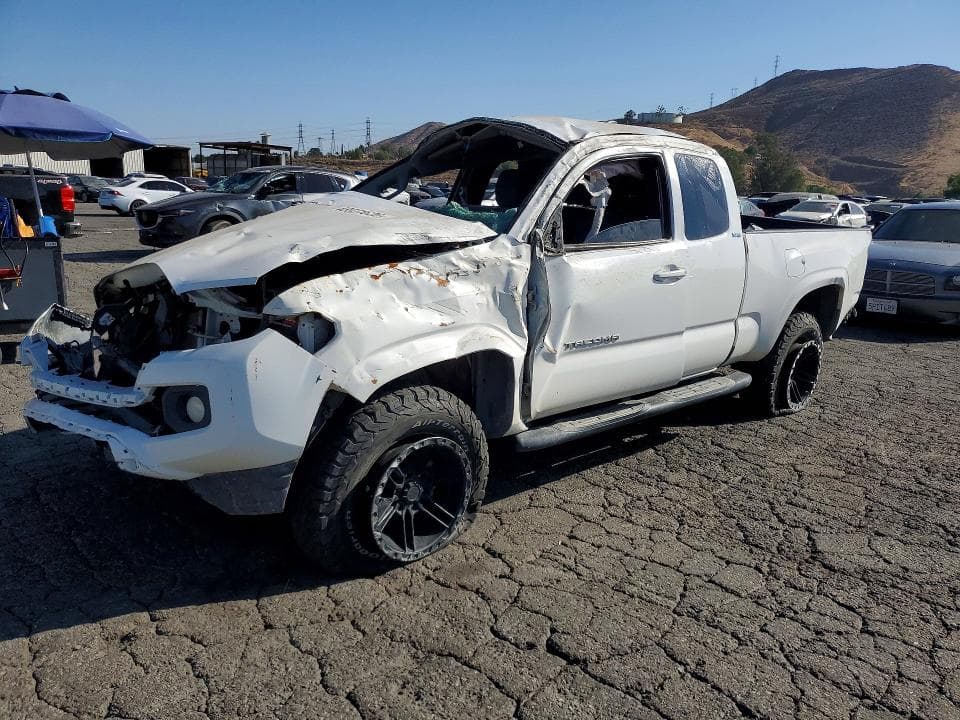 2019 TOYOTA TACOMA SR5 SR5 - 1
