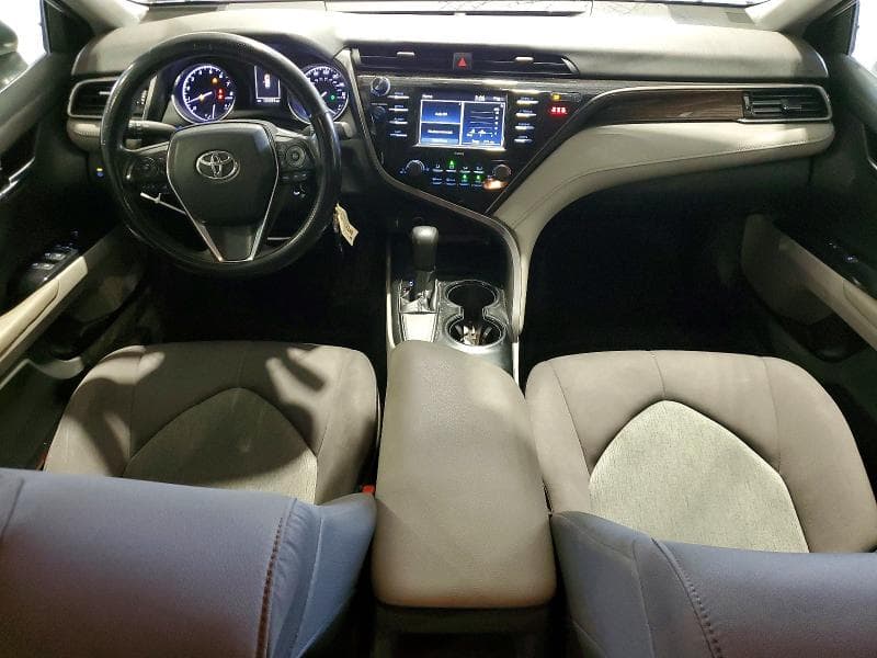 2020 TOYOTA CAMRY LE 8