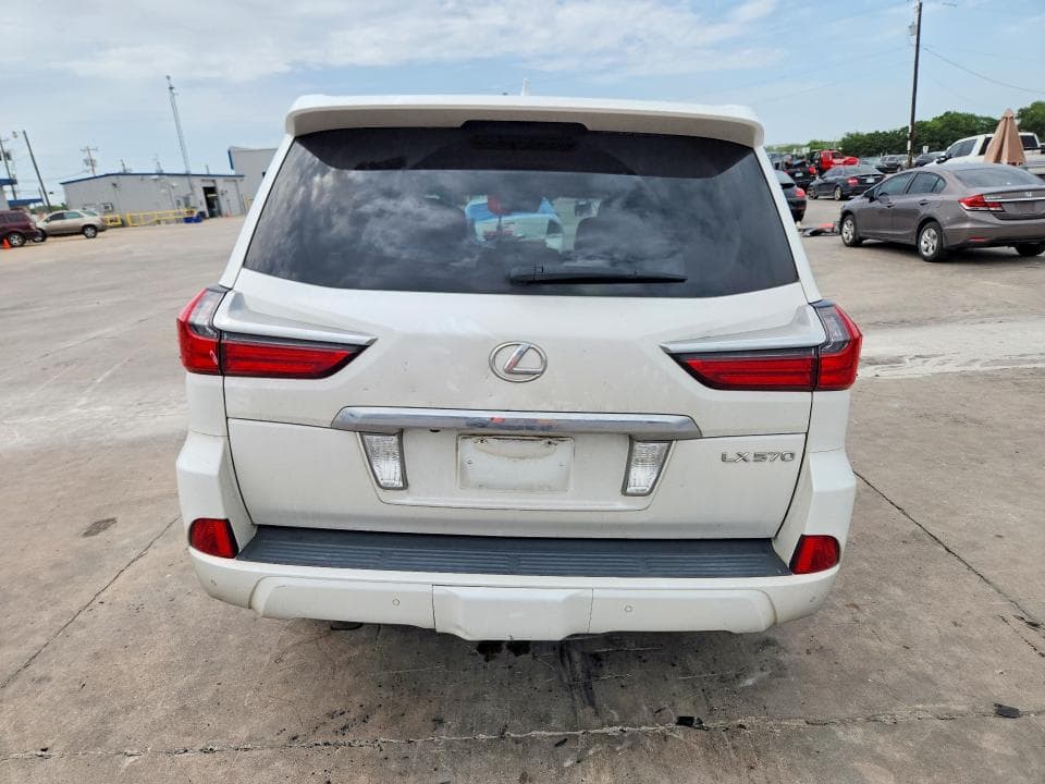 2017 LEXUS LX 570 6
