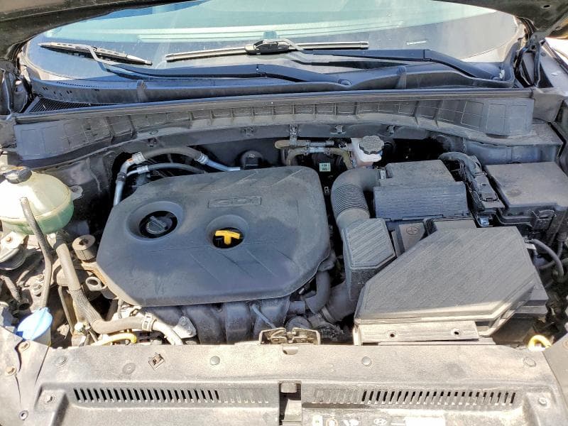 2016 HYUNDAI TUCSON SE 12