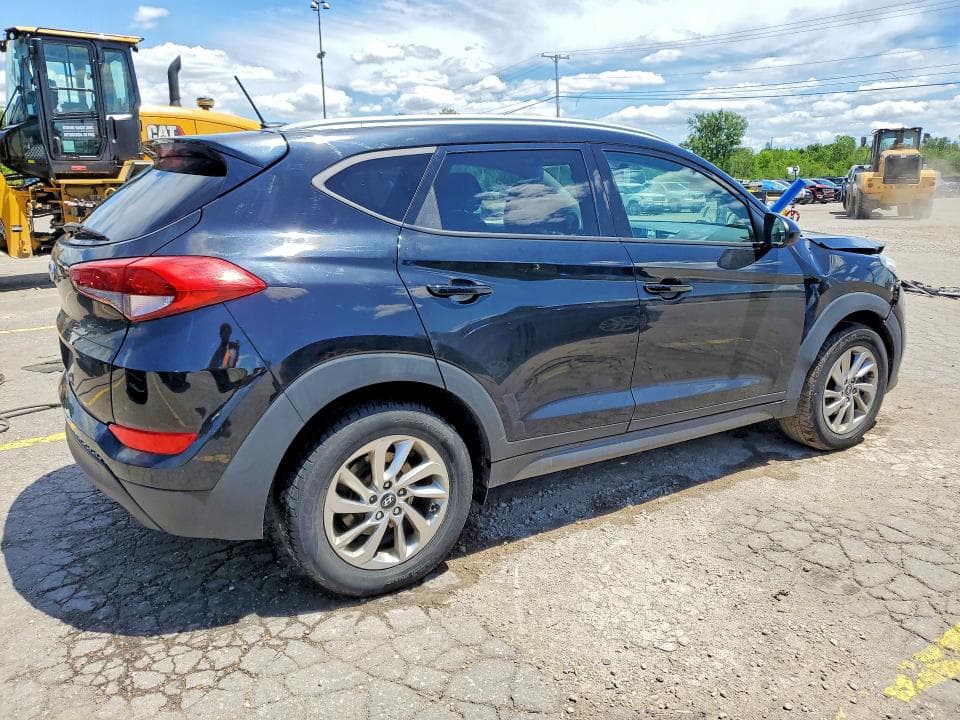 2016 HYUNDAI TUCSON SE 3