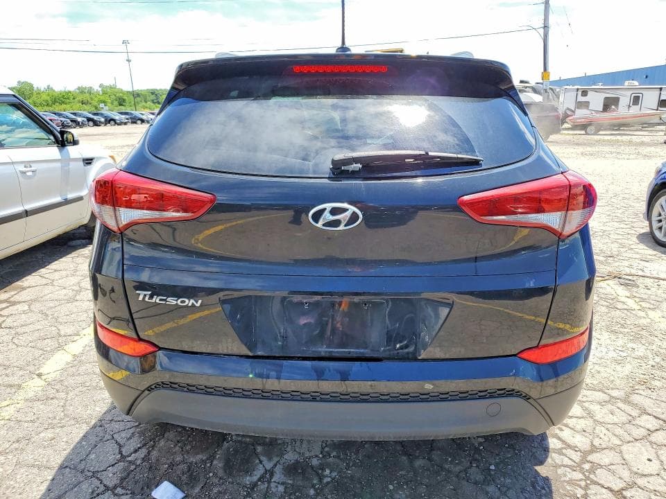 2016 HYUNDAI TUCSON SE 6