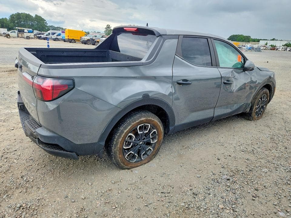 2023 HYUNDAI SANTA CRUZ SE SE 3