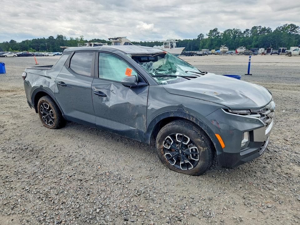 2023 HYUNDAI SANTA CRUZ SE SE 4
