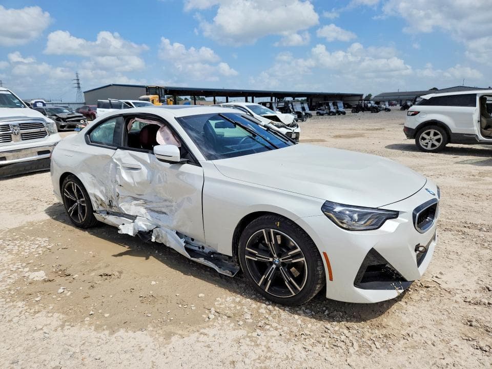 2026 BMW 230XI 4