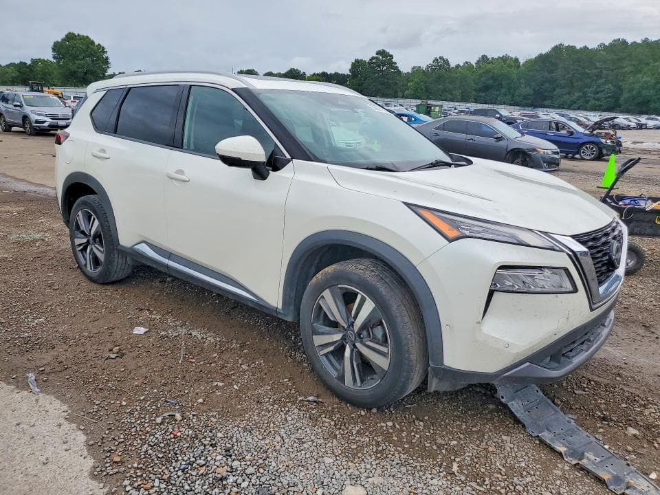 2023 NISSAN ROGUE SL 4