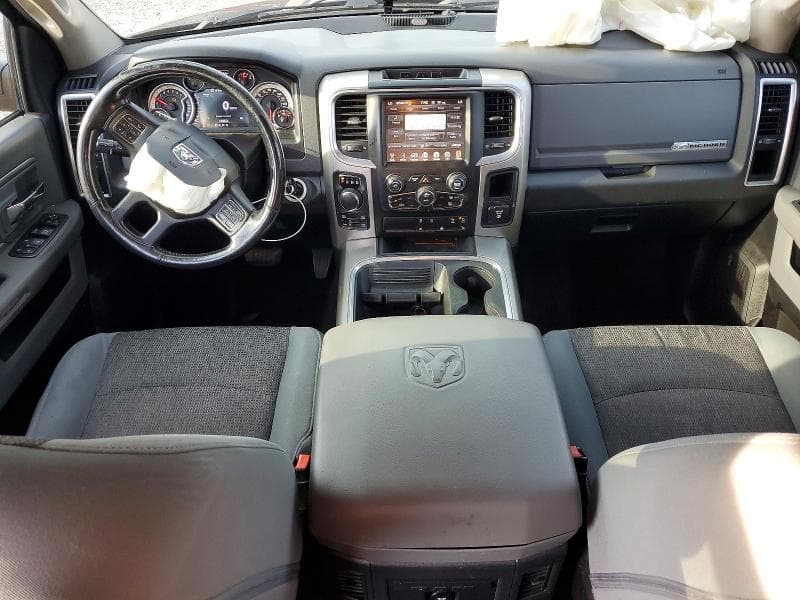 2017 RAM 1500 SLT 8