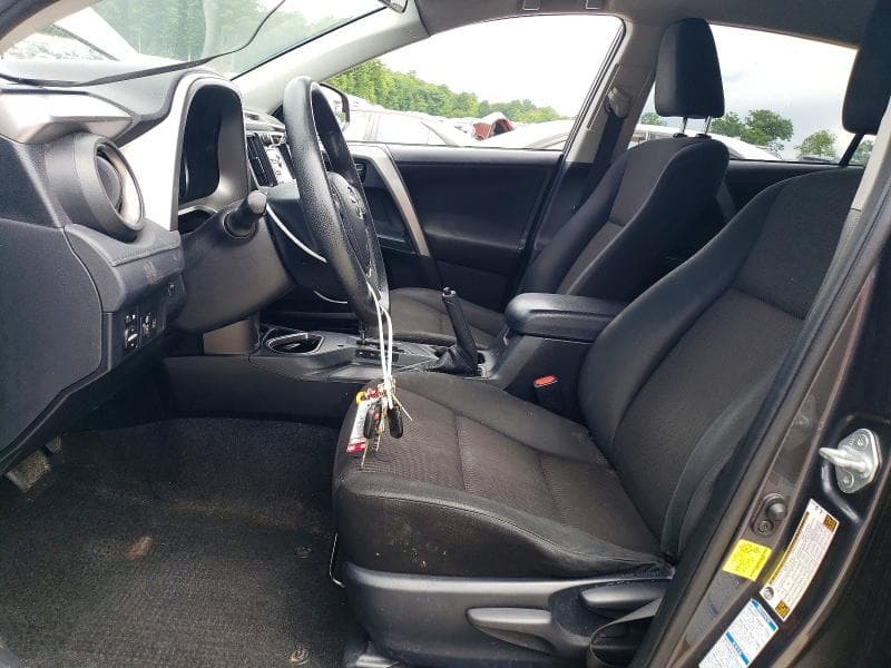 2018 TOYOTA RAV4 LE 7
