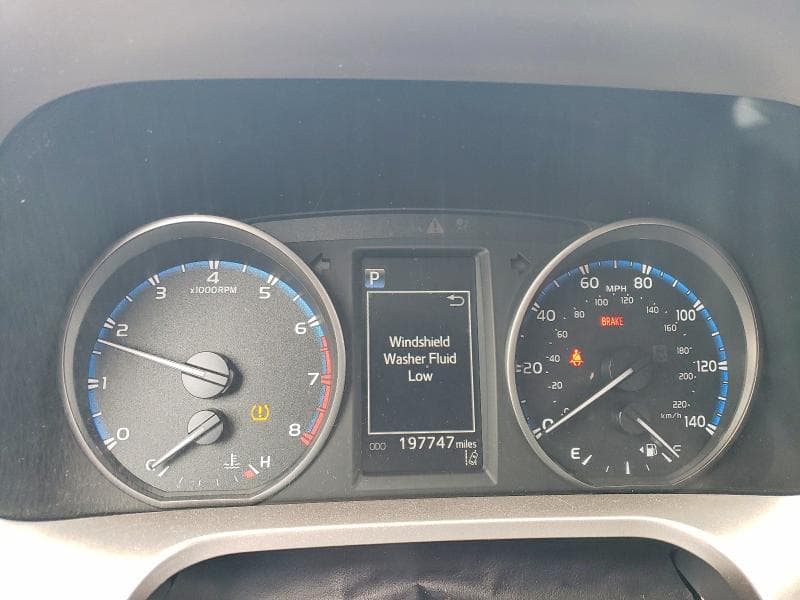 2018 TOYOTA RAV4 LE 9