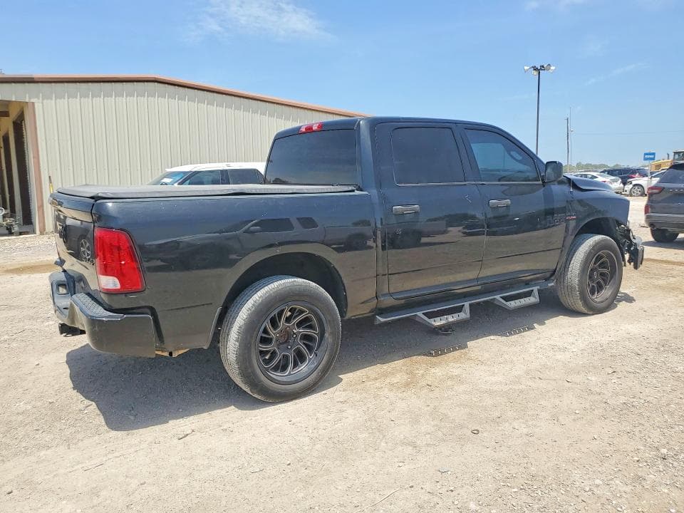 2017 RAM 1500 ST 3