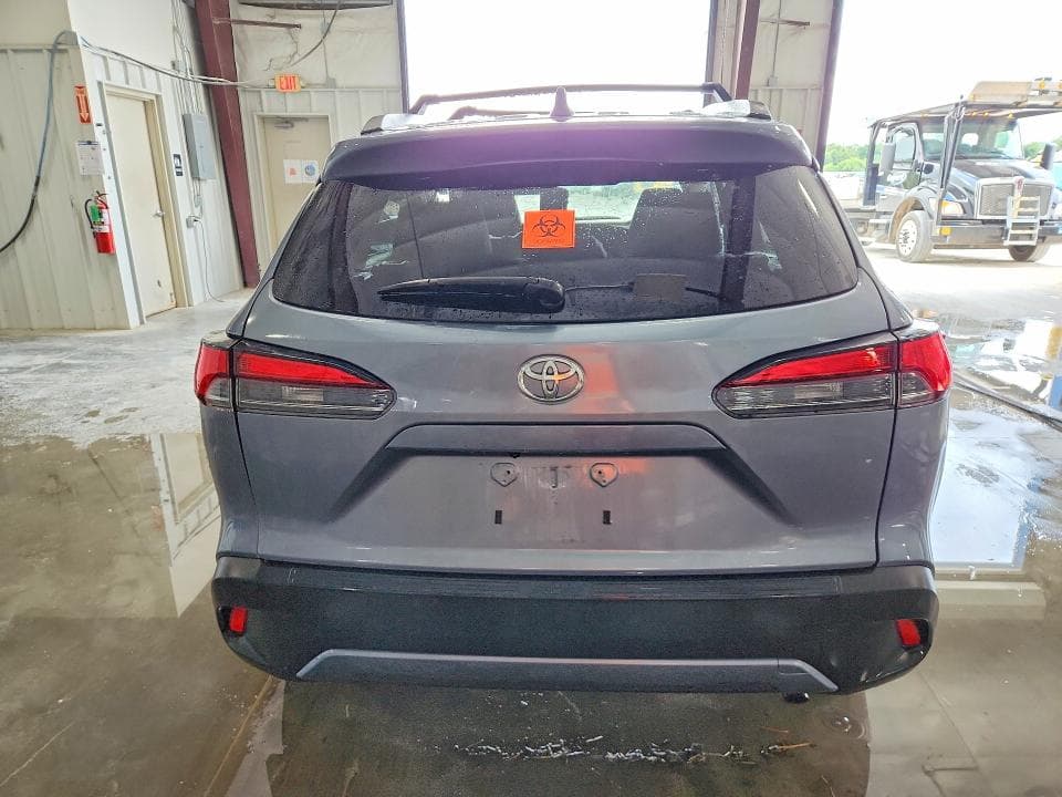 2024 TOYOTA COROLLA CROSS XLE XLE 6