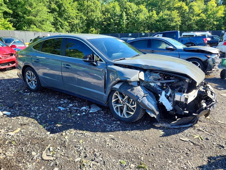 2023 HYUNDAI SONATA SEL 4