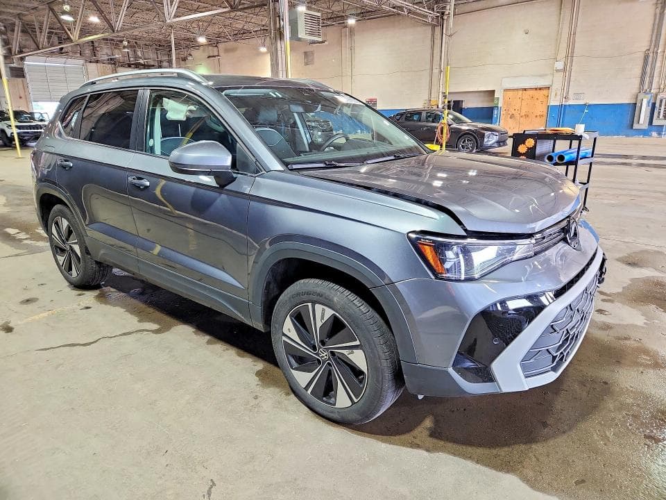 2025 VOLKSWAGEN TAOS SE 4