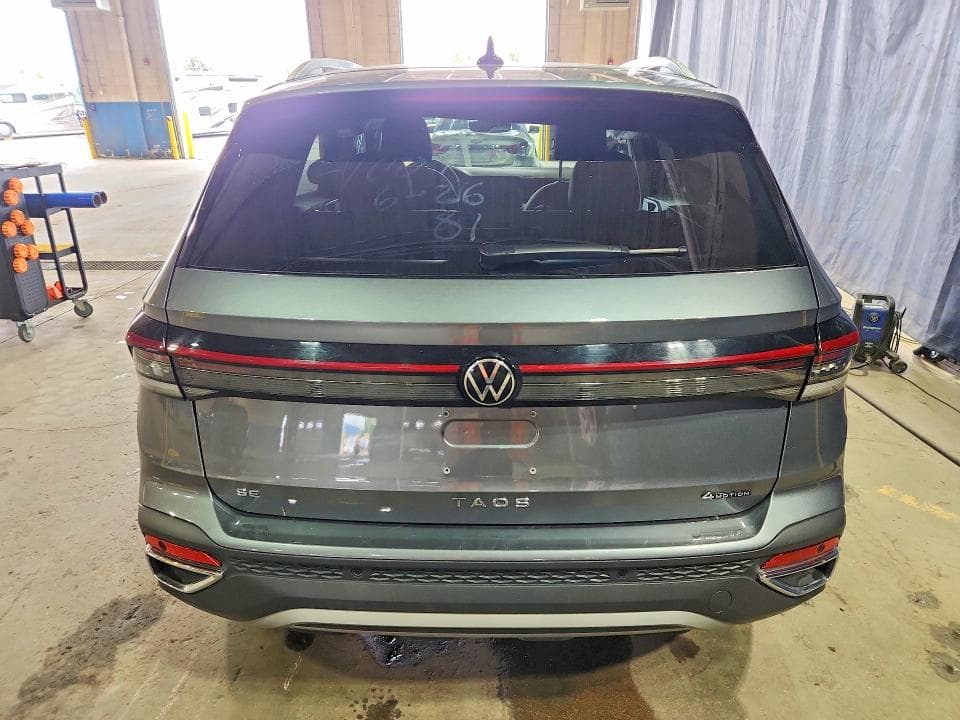 2025 VOLKSWAGEN TAOS SE 6