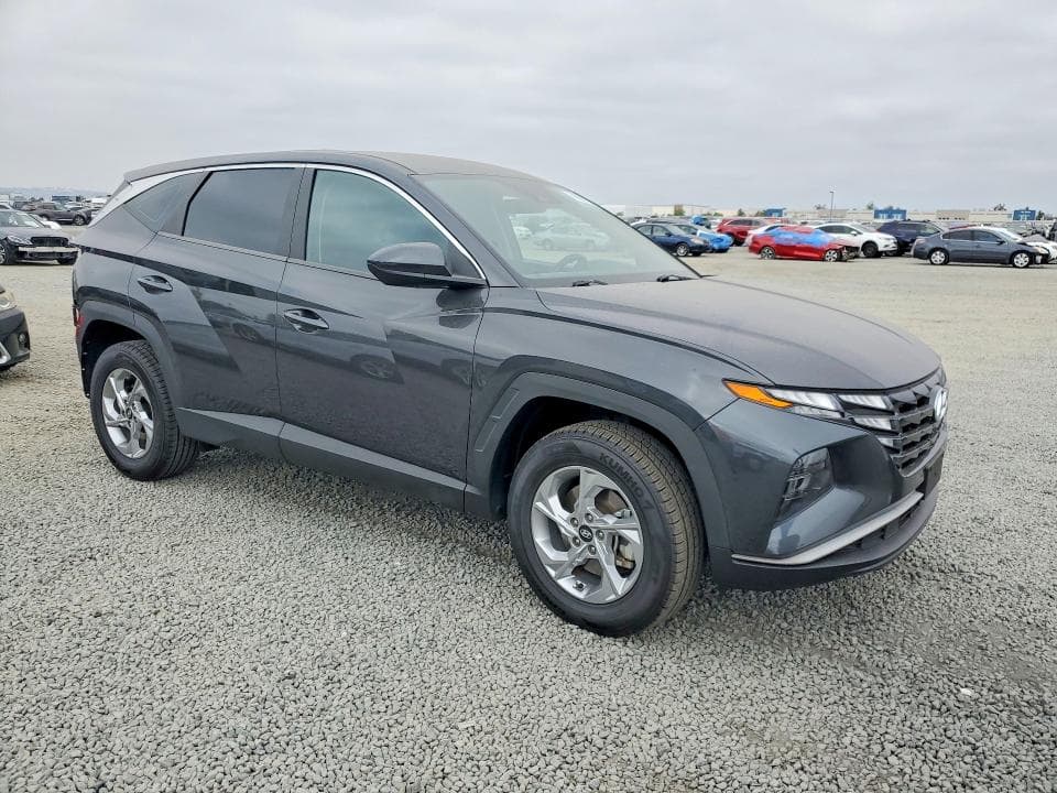 2022 HYUNDAI TUCSON SE 4