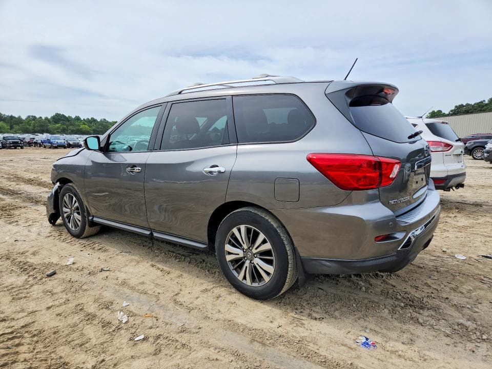 2017 NISSAN PATHFINDER 2