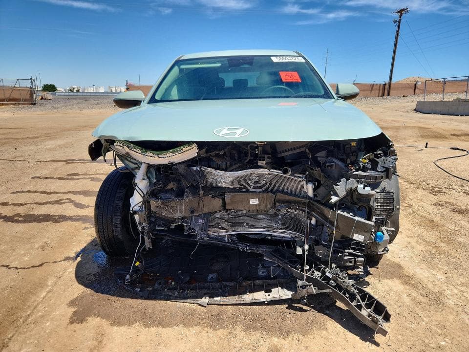 2024 HYUNDAI KONA SE SE 5