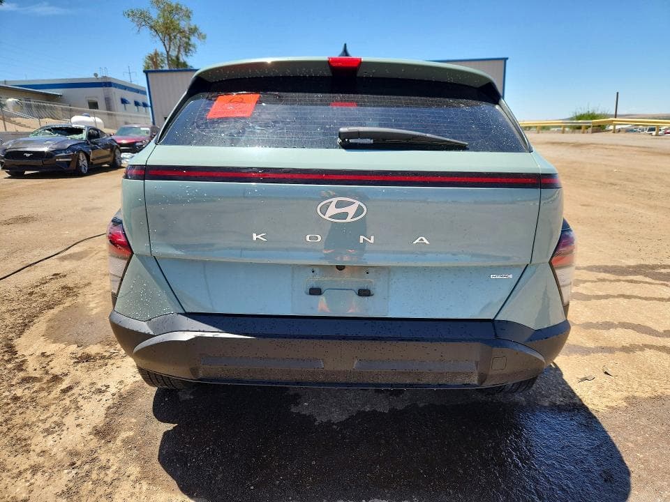 2024 HYUNDAI KONA SE SE 6