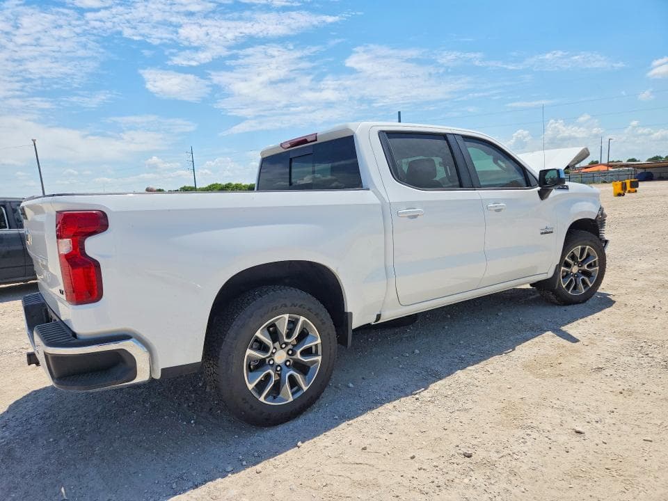 2026 CHEVROLET SILVERADO K1500 LT 3