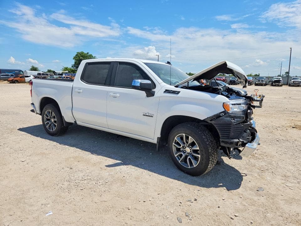 2026 CHEVROLET SILVERADO K1500 LT 4