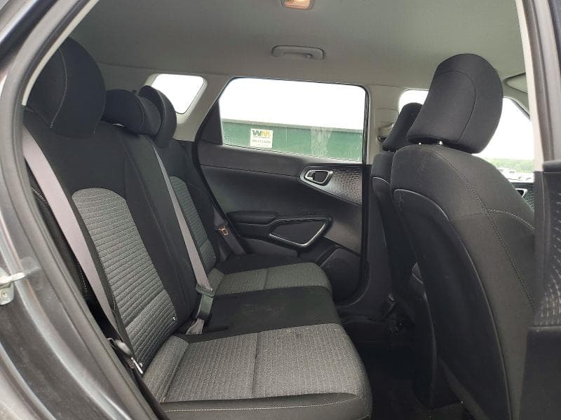 2021 KIA SOUL S S 11