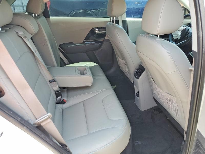 2018 KIA NIRO EX PREMIUM 11