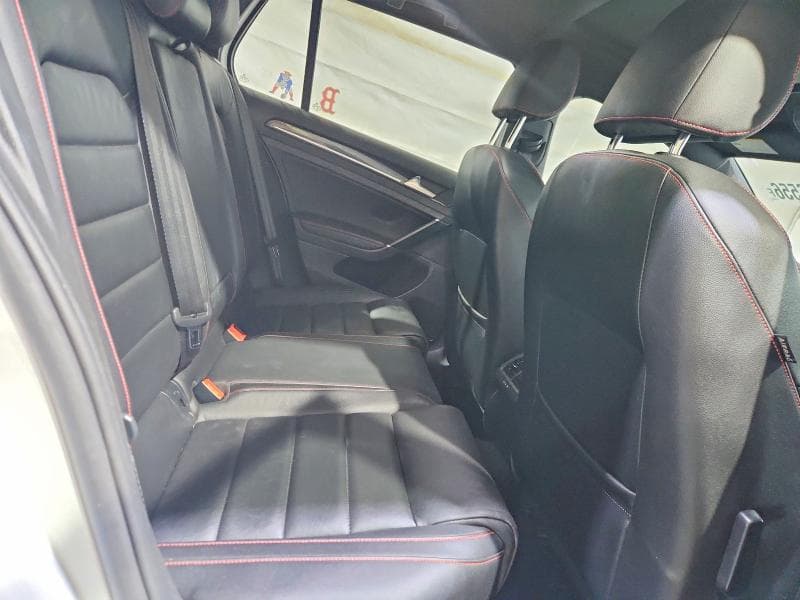 2017 VOLKSWAGEN GTI S/SE 10