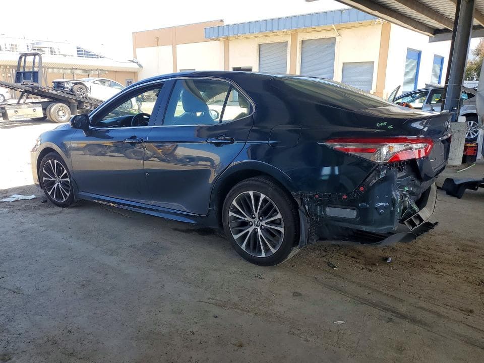 2018 TOYOTA CAMRY SE SE 2