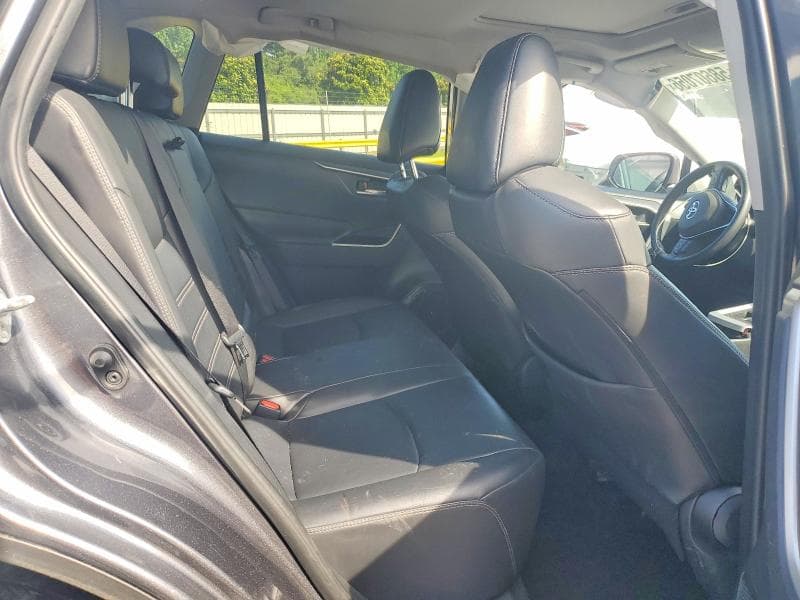 2019 TOYOTA RAV4 XLE PREMIUM XLE PREMIUM 11