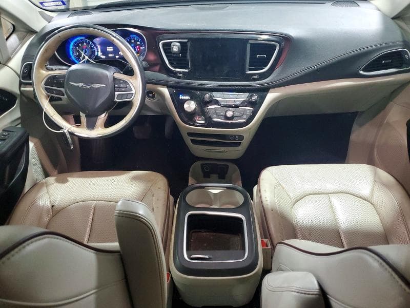 2020 CHRYSLER PACIFICA LIMITED 8