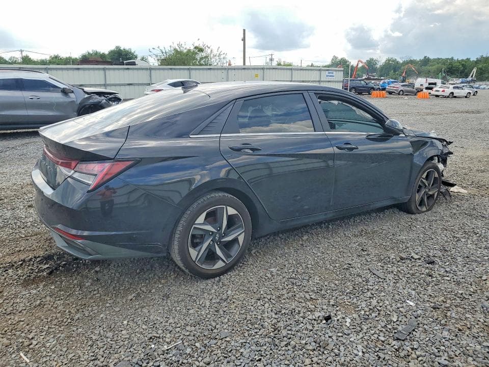 2021 HYUNDAI ELANTRA SEL 3