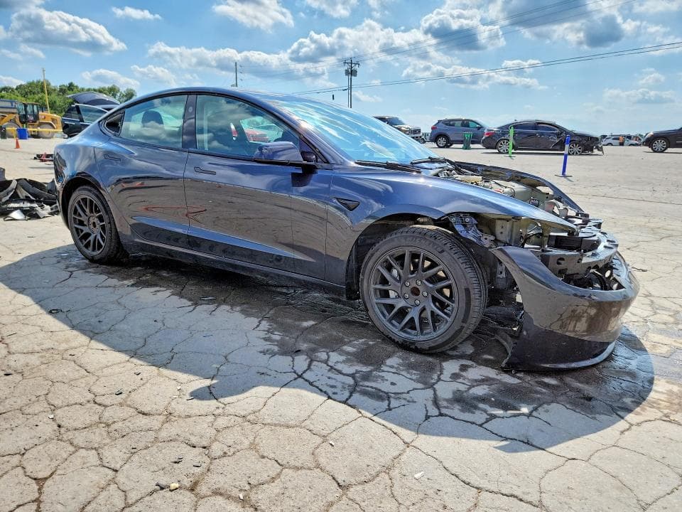 2024 TESLA MODEL 3 4